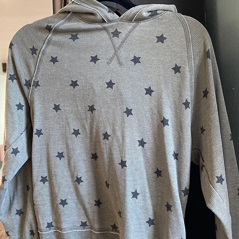 Lucky Brand long-sleeve thermal top with good size medium